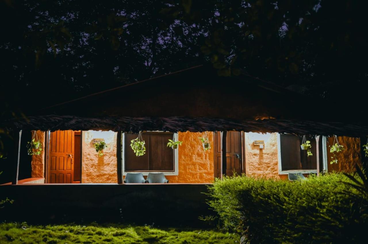 Molem Nature'S Nest Eco Resort Goa, Near Dudhsagar Waterfalls מראה חיצוני תמונה